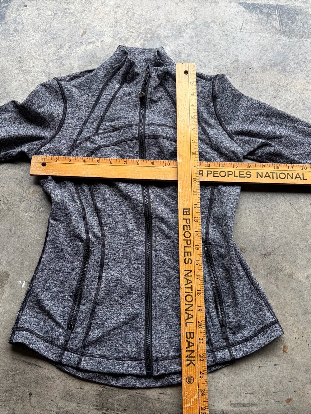 Lululemon Define Jacket - Picture 4 of 5